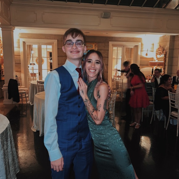 Fame and Partners Chrisley Dress COLOR SAGE SOLD OUT COLOR - Picture 4 of 7